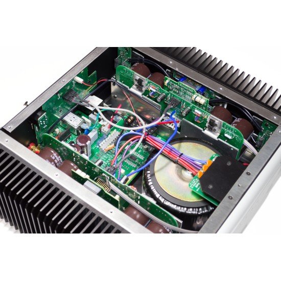 Bryston 7B³ Cubed – Amplificatore Finale Monofonico 600 W Bryston 7B³ Cubed – Amplificatore Finale Monofonico 600 W