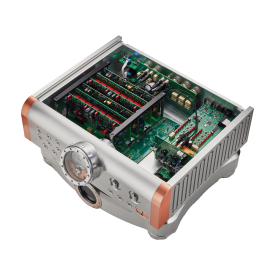Dan D’Agostino Momentum C2 / C2Z – Preamplificatore High-End Dan D’Agostino Momentum C2 / C2Z – Preamplificatore High-End