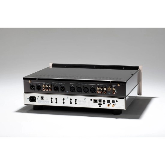McIntosh CS7500 – Preamplificatore Streaming Stereo con DAC e Phono MM/MC