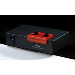 Preamplificatore Xindak MP-1 Preamplificatore Xindak MP-1