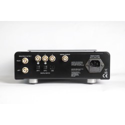 Sugden Audio Masterclass DAC-4 24/96 – Convertitore Digitale Analogico (DAC) High-End Sugden Audio Masterclass DAC-4 24/96 – Convertitore Digitale Analogico (DAC) High-End
