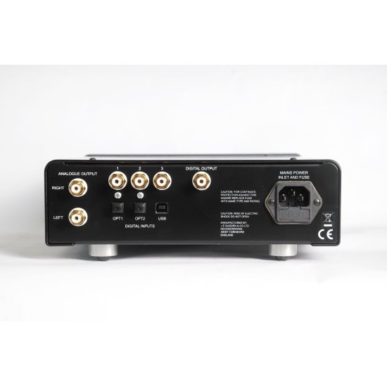 Sugden Audio Masterclass DAC-4 24/96 – Convertitore Digitale Analogico (DAC) High-End Sugden Audio Masterclass DAC-4 24/96 – Convertitore Digitale Analogico (DAC) High-End