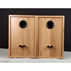 Monrio Stilvox OMS-1 – Diffusori da Scaffale Hi-Fi Bass Reflex a 2 Vie (Coppia) Monrio Stilvox OMS-1 – Diffusori da Scaffale Hi-Fi Bass Reflex a 2 Vie (Coppia)