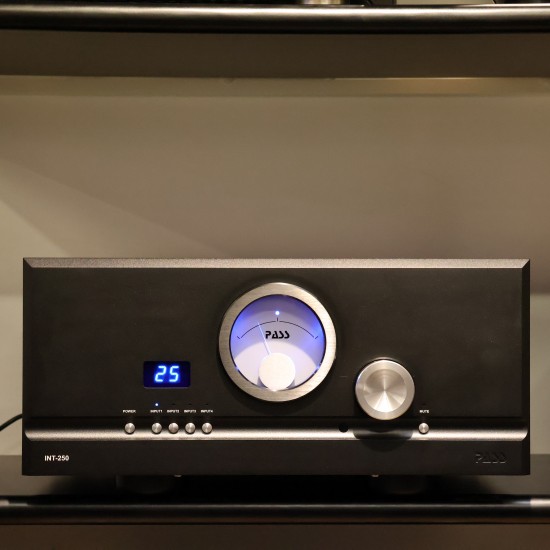 Amplificatore Integrato Pass Labs INT-250