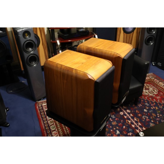 Sonus faber Electa Amator con Stand – Diffusori Bookshelf Hi-End