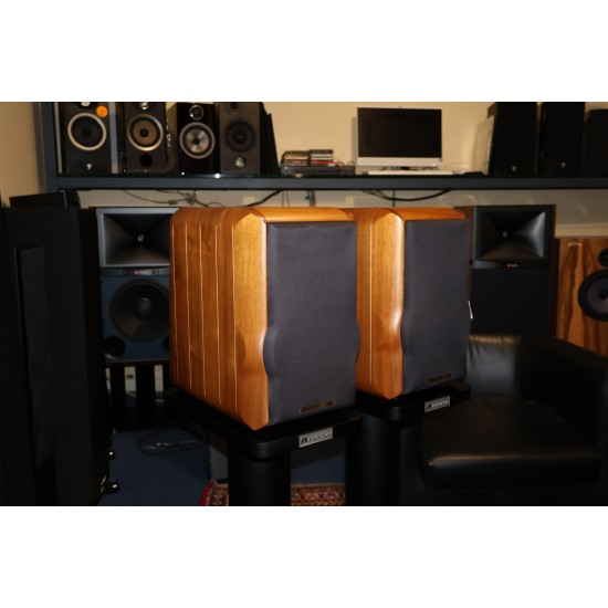 Sonus faber Electa Amator con Stand – Diffusori Bookshelf Hi-End