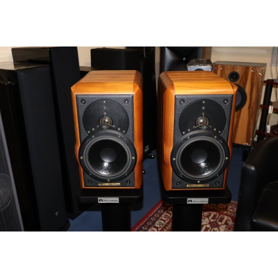Sonus faber Electa Amator con Stand – Diffusori Bookshelf Hi-End