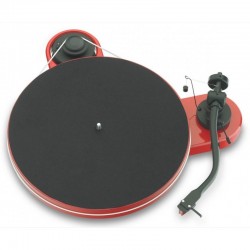 Giradischi Pro-Ject RPM 1 Carbon 2M Red  Giradischi Pro-Ject RPM 1 Carbon 2M Red