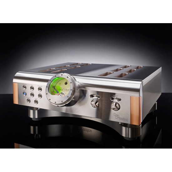 Dan D'Agostino Momentum HD Preamplifier Dan D'Agostino Momentum HD Preamplifier